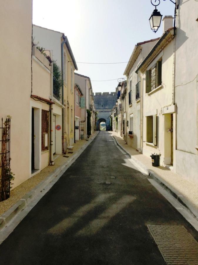 Appartamento Au Coeur Des Remparts Aigues-Mortes Esterno foto