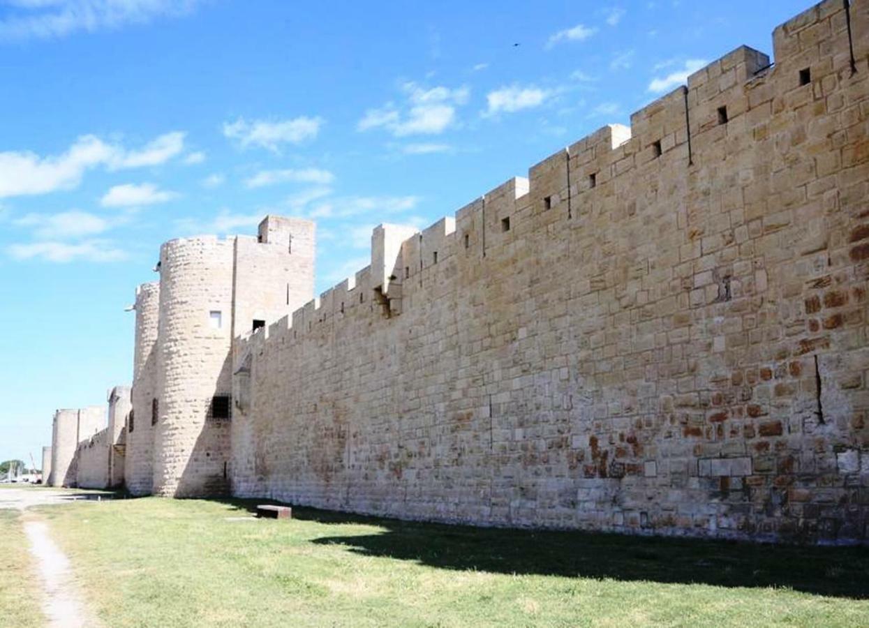 Appartamento Au Coeur Des Remparts Aigues-Mortes Esterno foto