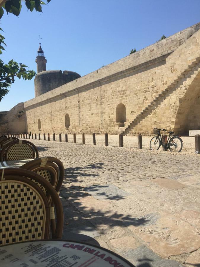 Appartamento Au Coeur Des Remparts Aigues-Mortes Esterno foto